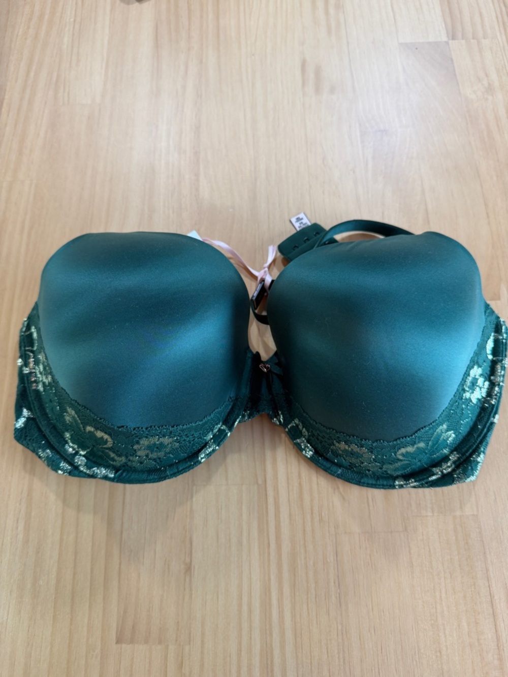 Victoria's Secret Emerald Green Lace-Trim Push-Up Bra B6